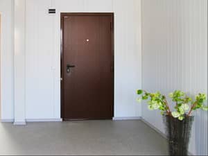 Предлагаем входные железные двери в квартиру DoorHan ЭКО 980х2050 в Белебее по выгодной цене